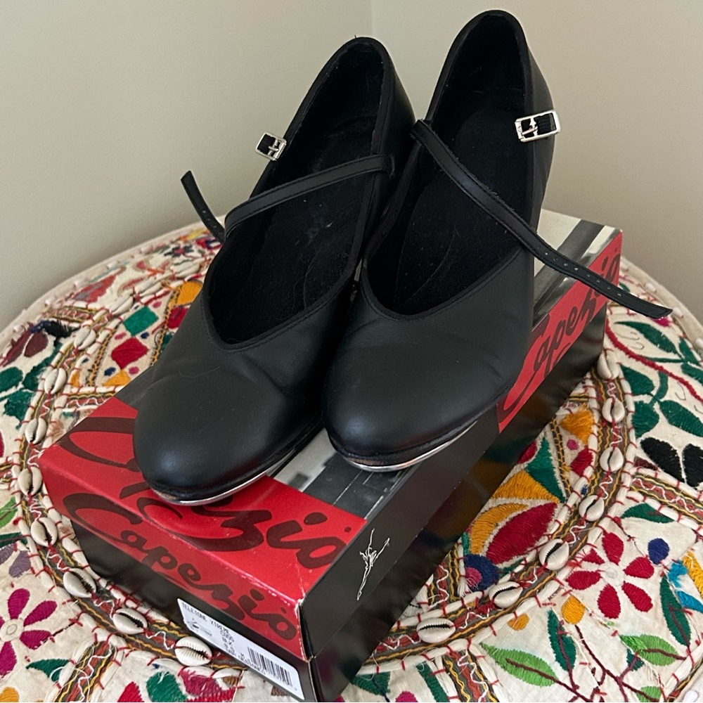 Capezio Women's Black Dance Shoes 8.5M